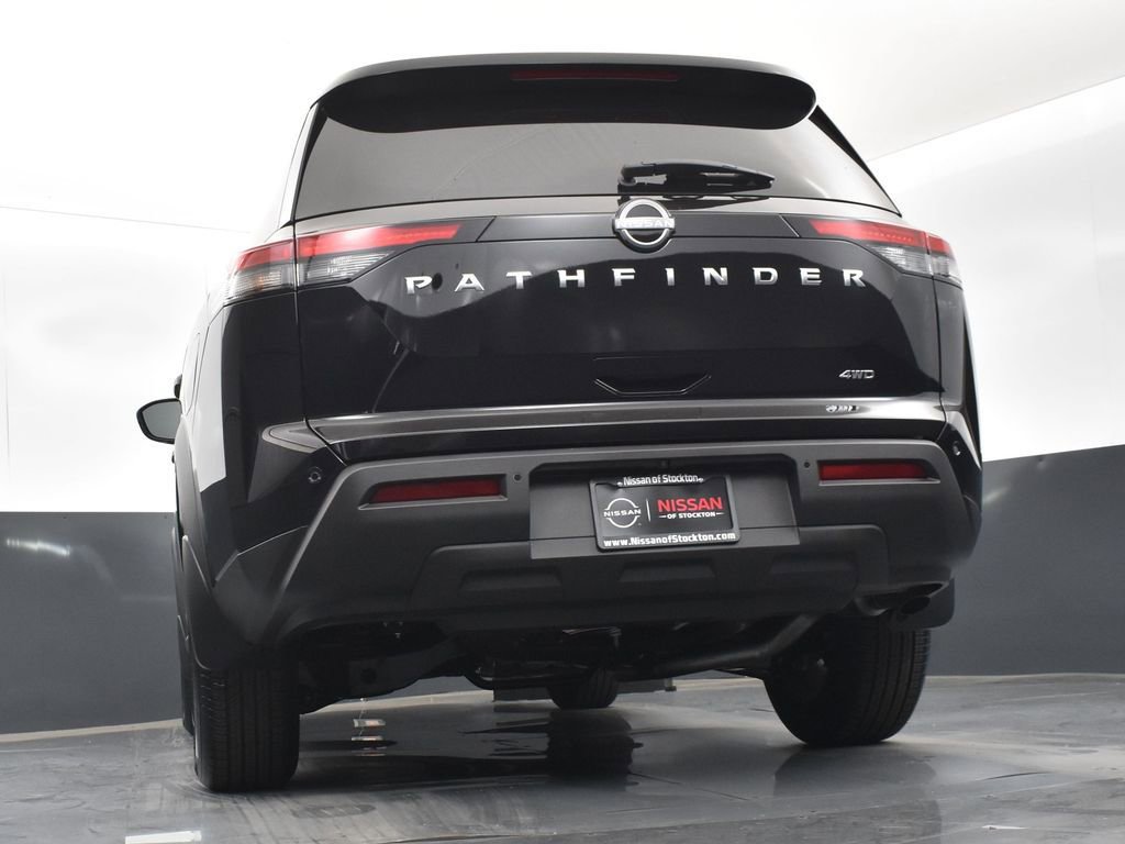New 2025 Nissan Pathfinder S image 41