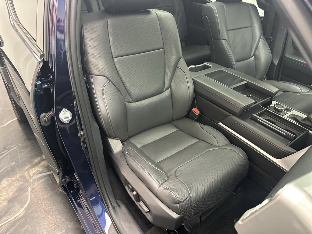 Used 2023 Toyota Tundra Platinum image 8