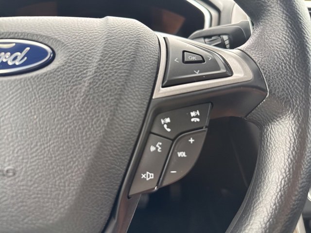 Used 2019 Ford Fusion SE image 24