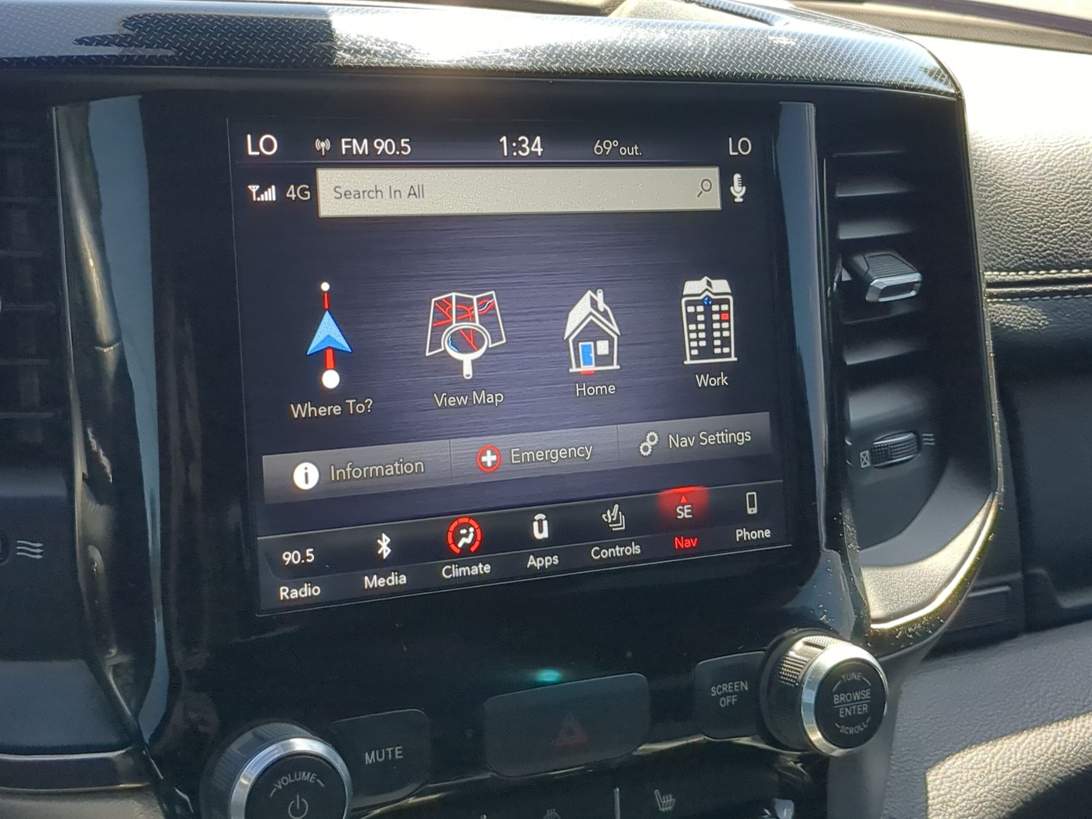 Used 2019 RAM 1500 Sport w/ Level 2 Equipment Group AWD/4WD image 25