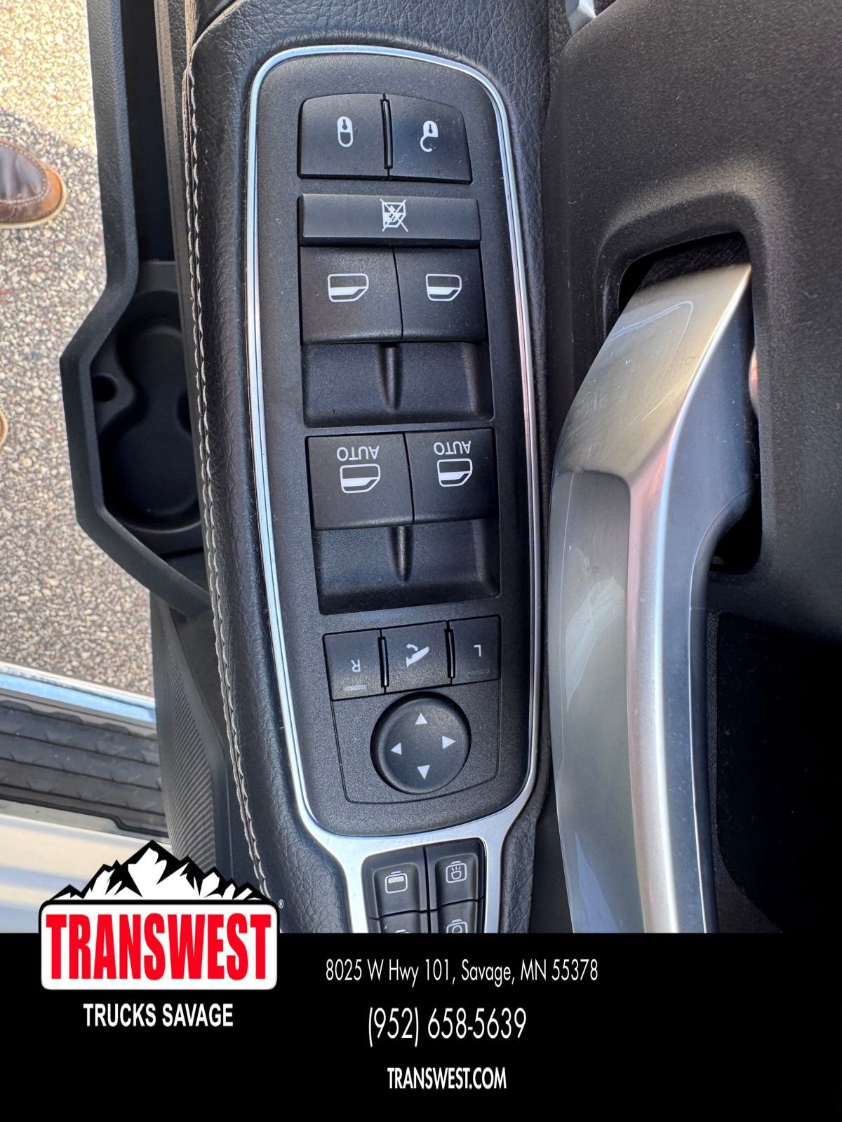 Used 2024 RAM 3500 Big Horn image 16