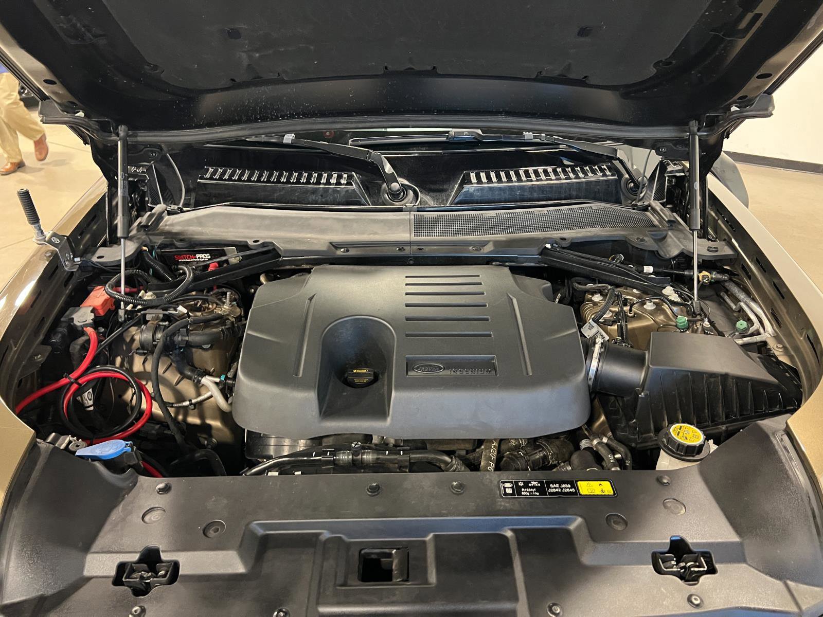 Used 2023 Land Rover Defender 90 X image 41