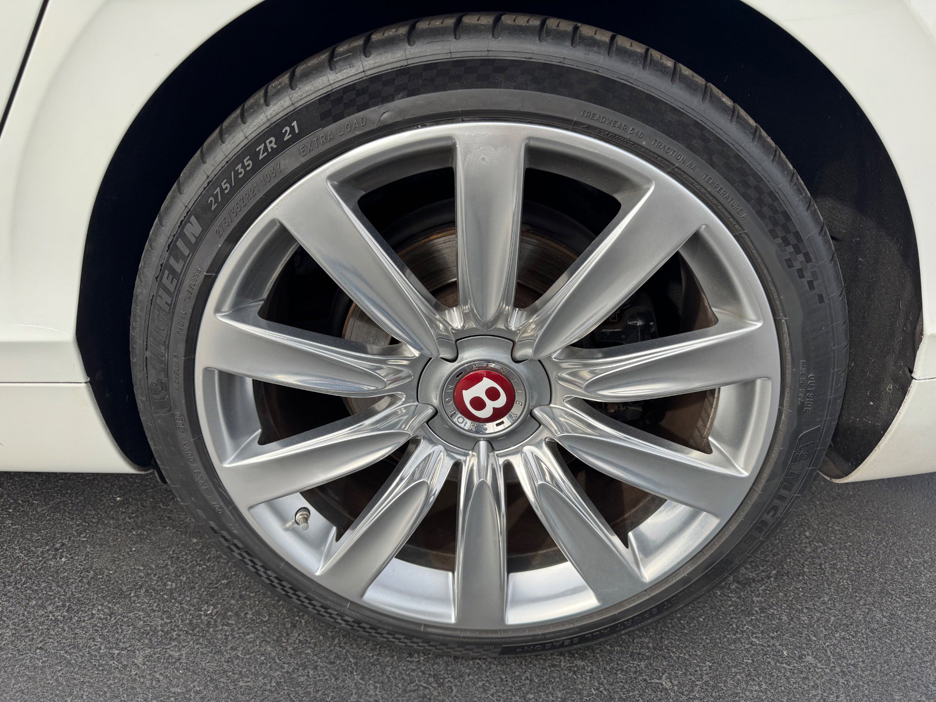 Used 2016 Bentley Flying Spur V8 image 40
