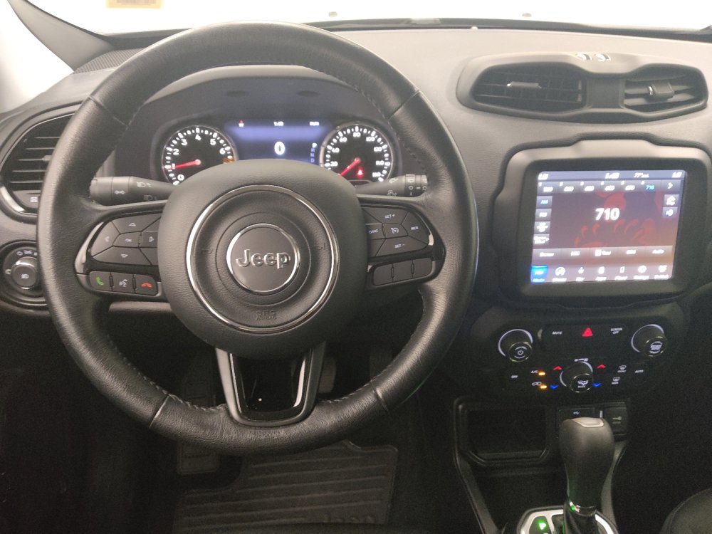 Used 2020 Jeep Renegade Altitude w/ UConnect 8.4 Nav Group image 22