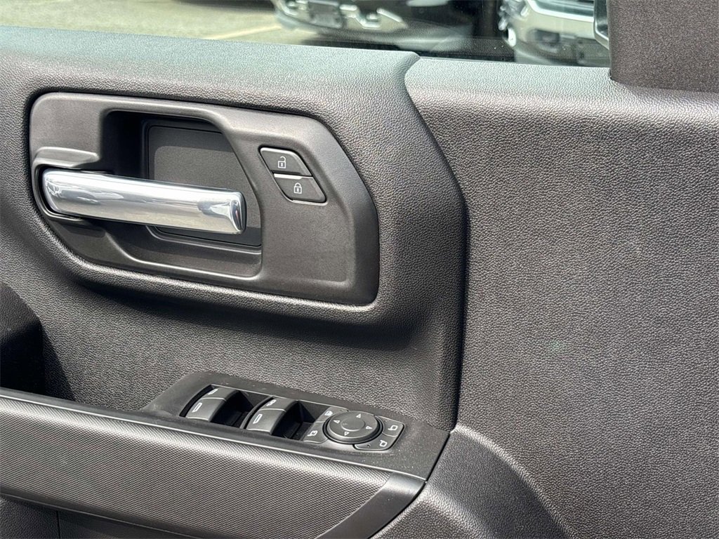 New 2025 GMC Sierra 3500 Pro w/ Convenience Package image 6