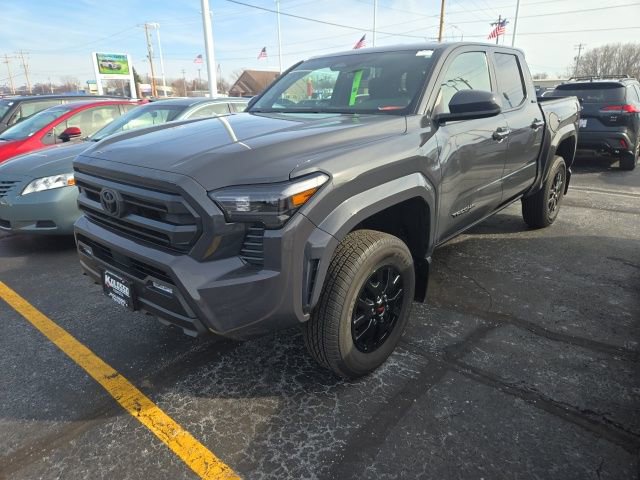 Used 2024 Toyota Tacoma SR5 image 3
