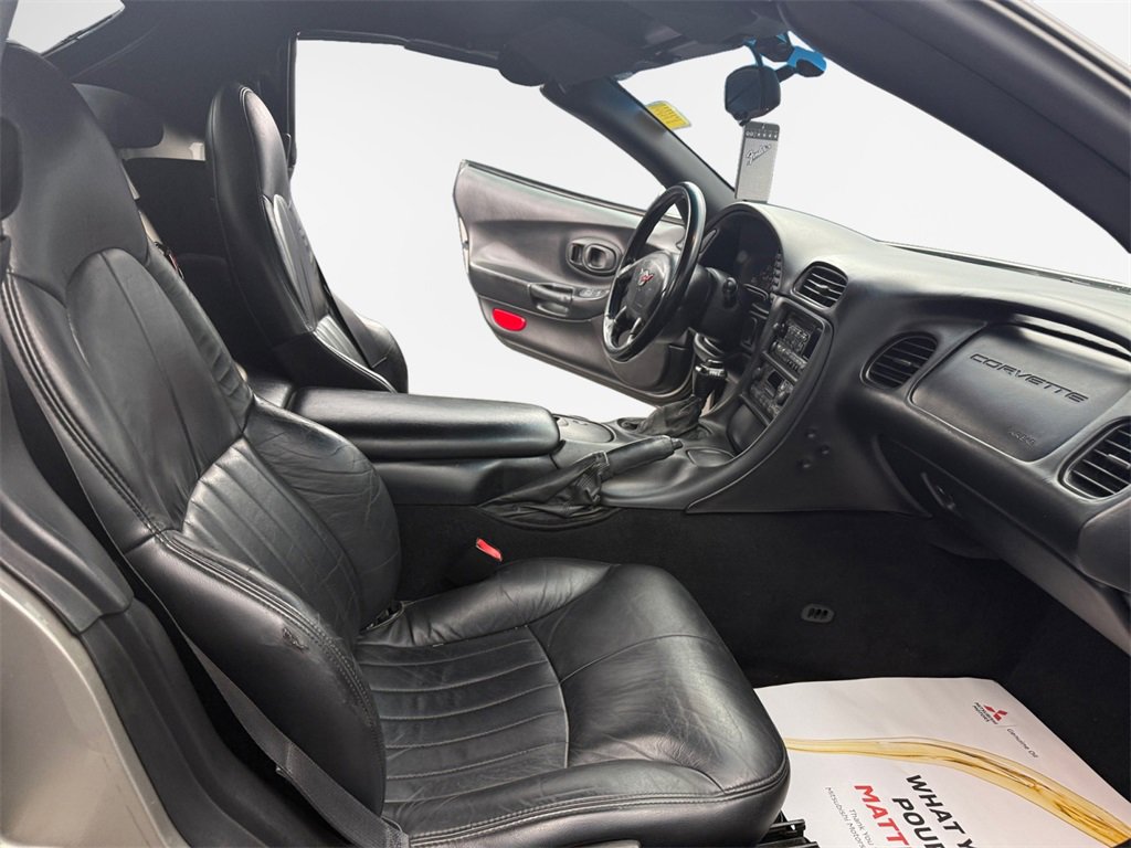 Used 1998 Chevrolet Corvette Convertible w/ Memory Pkg image 23