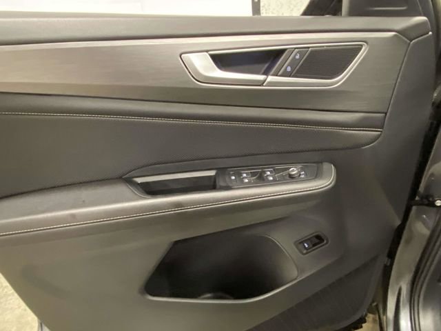 Used 2024 Volkswagen Atlas Cross Sport SE image 13