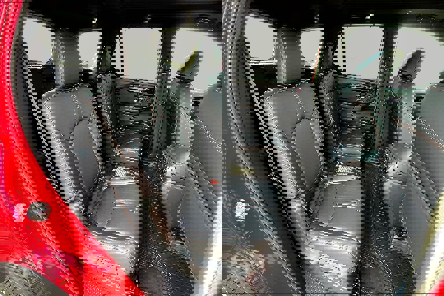 Used 2025 Honda Pilot TrailSport image 25