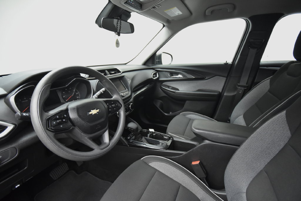 Used 2023 Chevrolet TrailBlazer LS AWD/4WD image 9