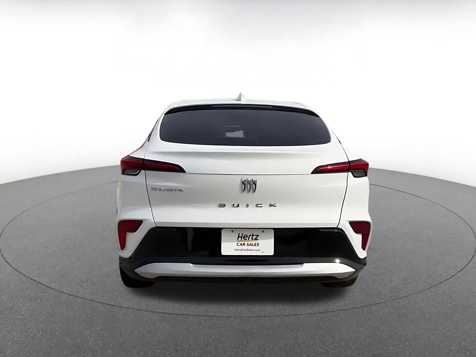 Used 2025 Buick Envista Sport Touring image 12