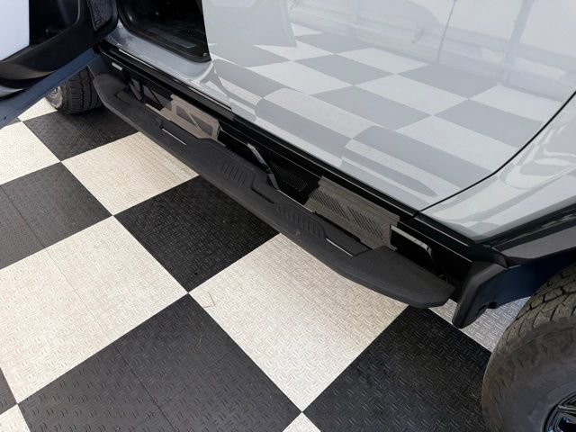 Used 2024 GMC Hummer EV 2X w/ LPO, Illumination Package AWD/4WD image 36