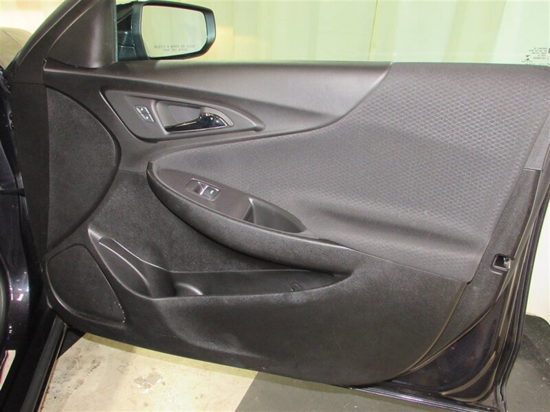 Used 2023 Chevrolet Malibu LT image 31