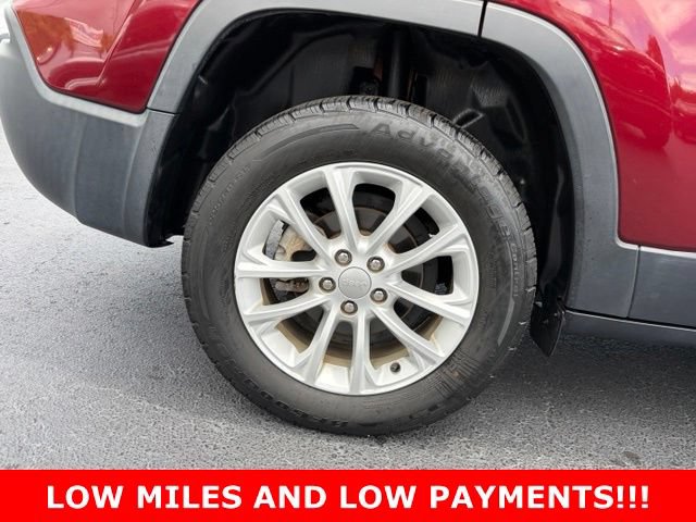 Used 2020 Jeep Cherokee Latitude FWD image 7