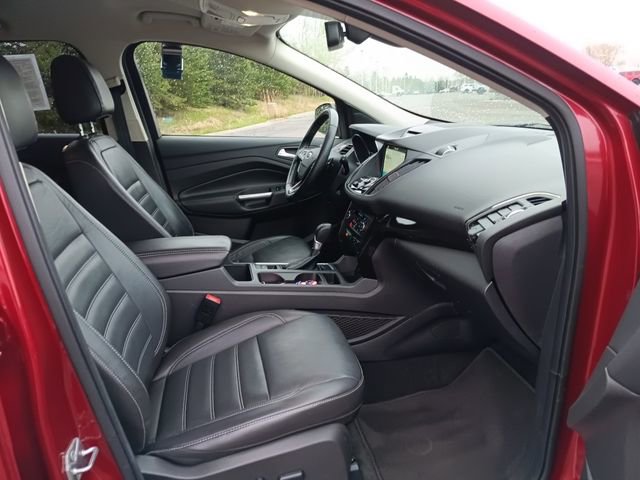 Used 2017 Ford Escape Titanium FWD image 17