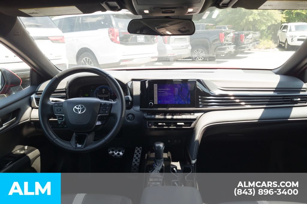 Used 2025 Toyota Camry SE FWD image 20
