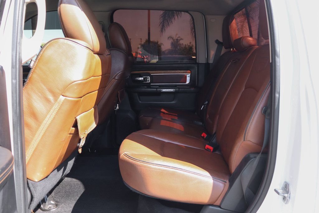 Used 2015 RAM 2500 Longhorn w/ Convenience Group AWD/4WD image 44