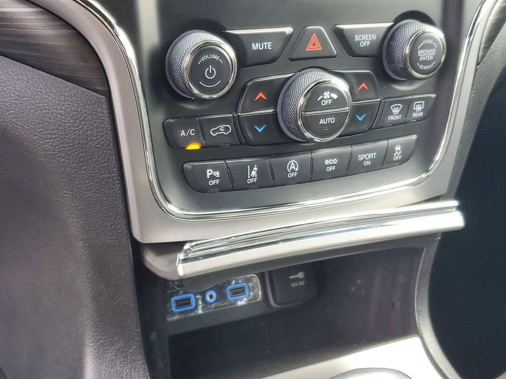 Used 2021 Jeep Grand Cherokee Laredo AWD/4WD image 21