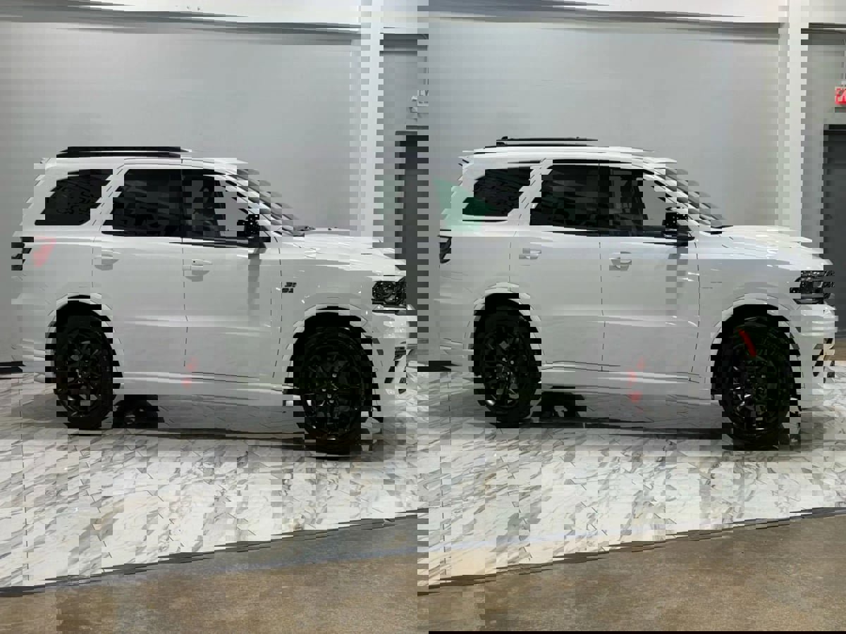 Used 2023 Dodge Durango SRT image 6