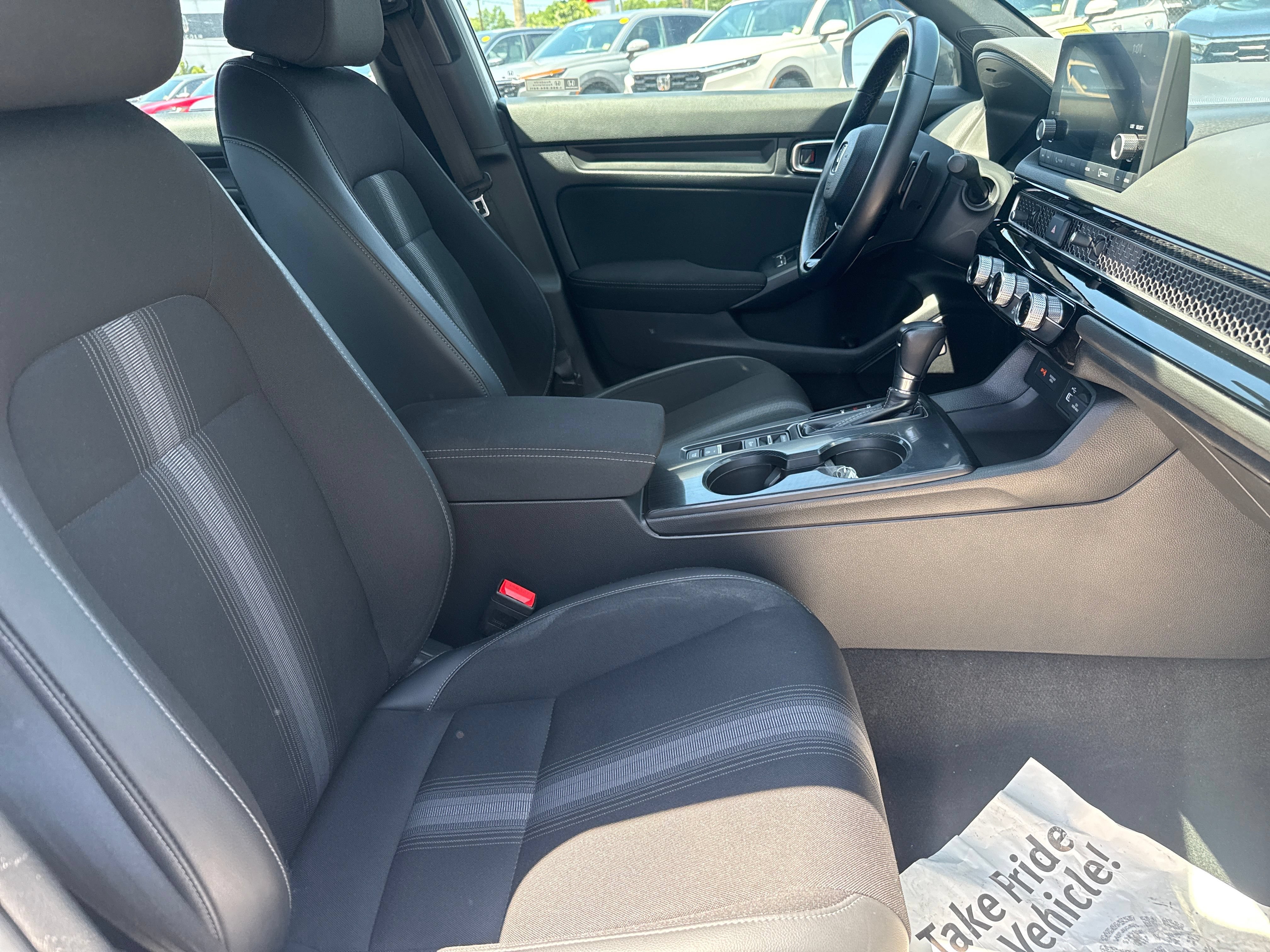 Used 2023 Honda Civic Sport image 24