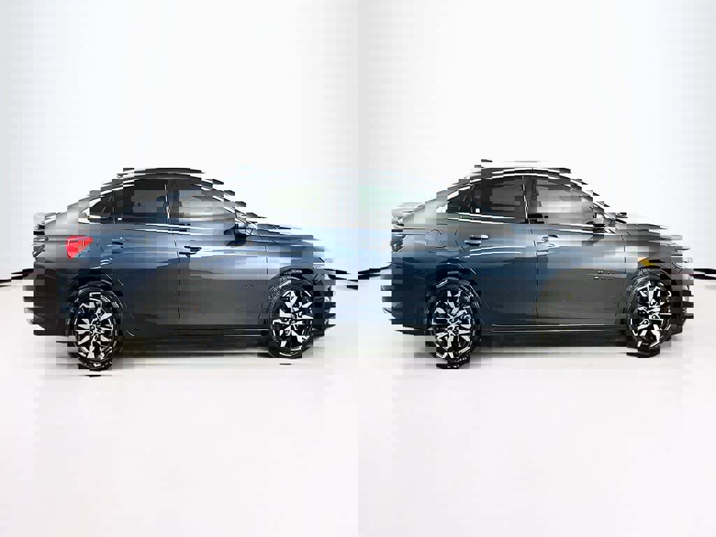 Used 2021 Chevrolet Malibu RS FWD image 25