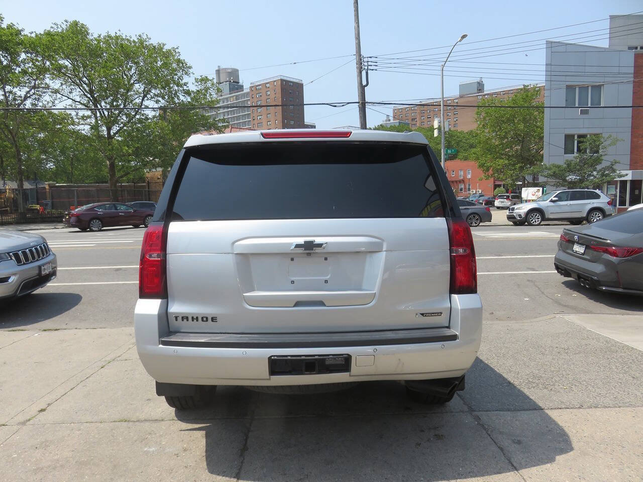 Used 2018 Chevrolet Tahoe Premier AWD/4WD image 8