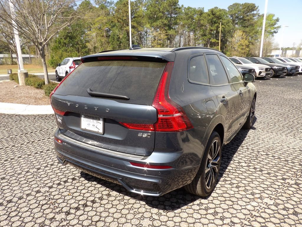 Certified 2025 Volvo XC60 B5 Plus w/ Protection Package Premier image 6