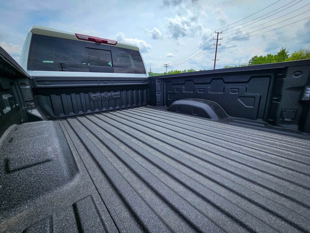 New 2026 GMC Sierra 2500 AT4X w/ AT4X AEV Edition AWD/4WD image 6