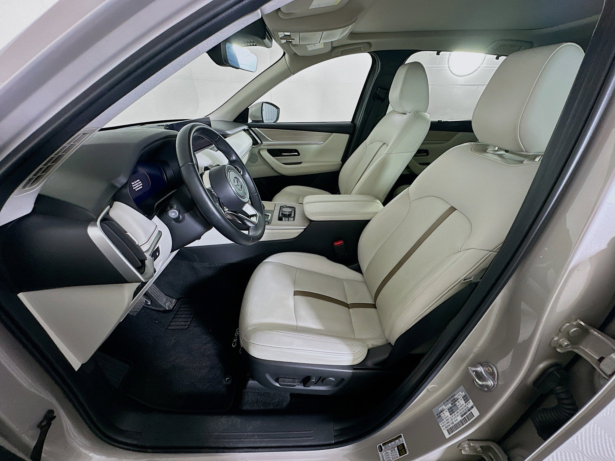 Used 2024 MAZDA CX-90 Plug-In Hybrid w/ Premium Plus image 13