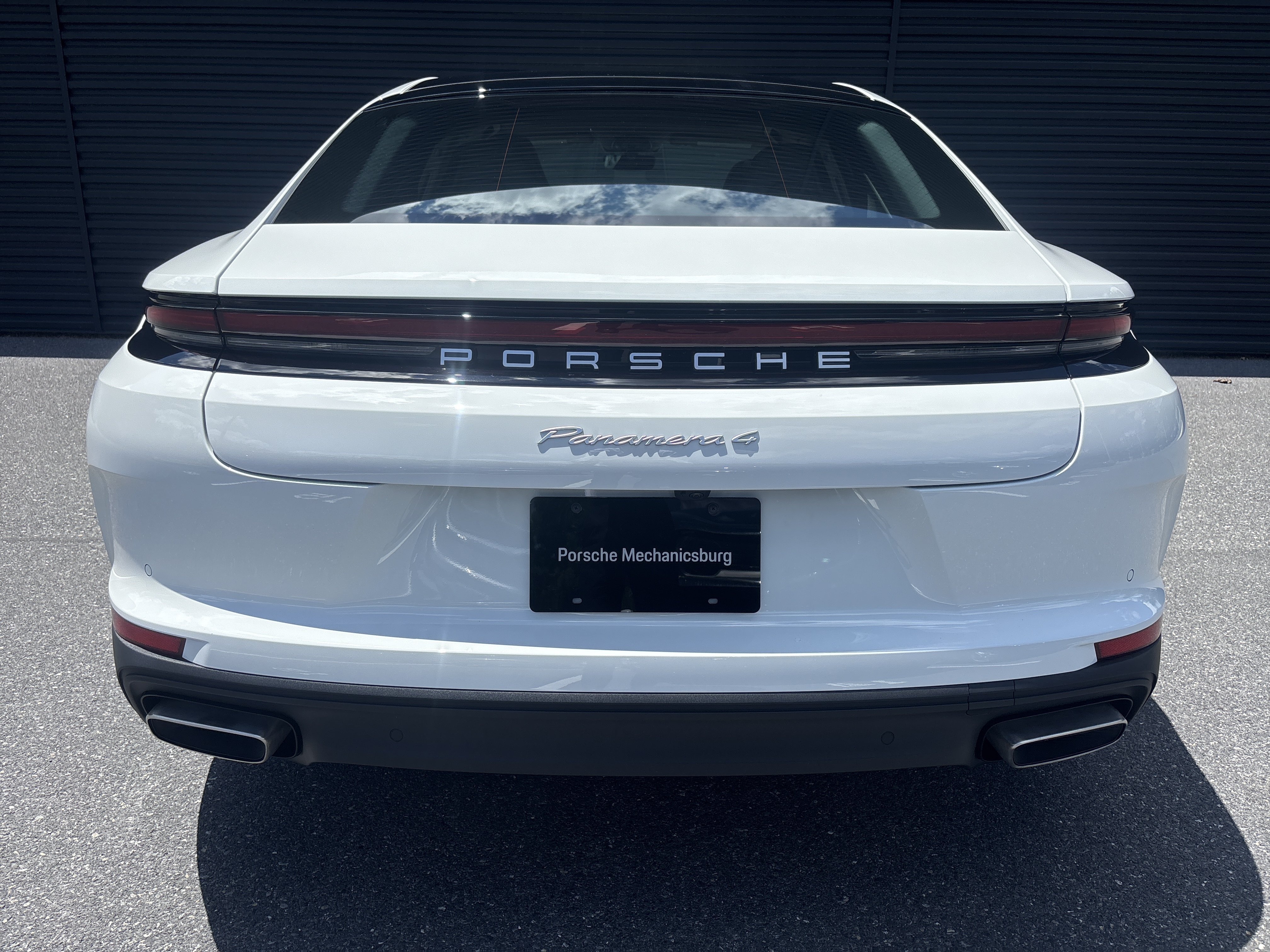 New 2026 Porsche Panamera image 4