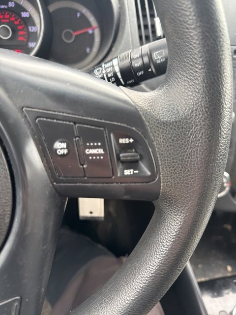 Used 2012 Kia Forte EX image 29