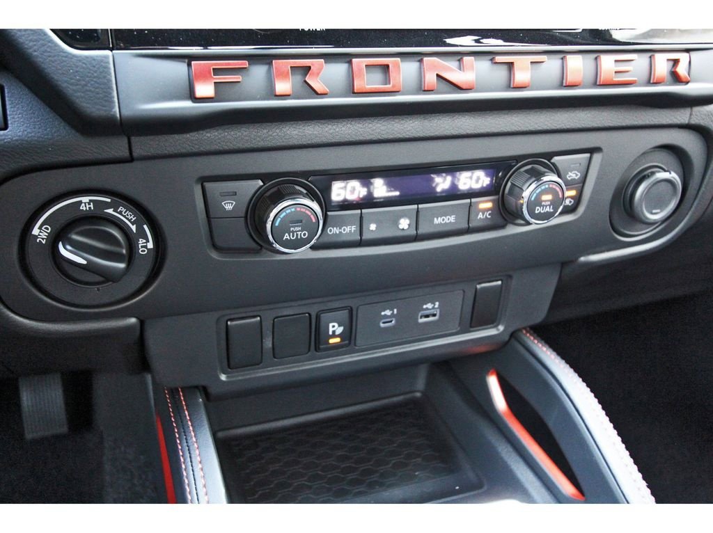 New 2025 Nissan Frontier PRO-4X w/ Interior Protection Package AWD/4WD image 21