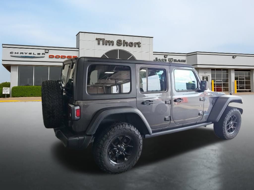 Used 2024 Jeep Wrangler Unlimited AWD/4WD image 3