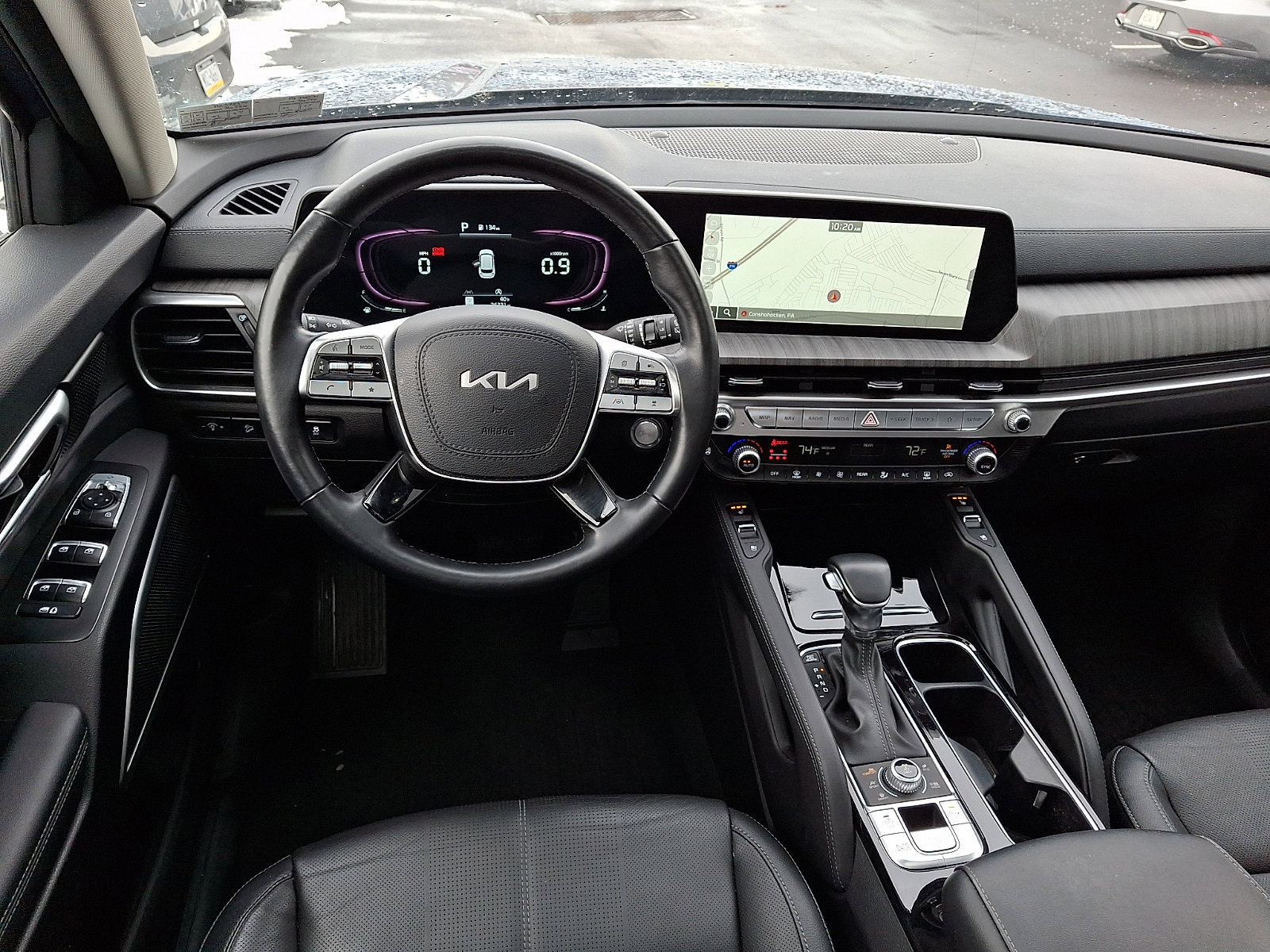 Used 2023 Kia Telluride EX w/ EX Captain's Chair Package AWD/4WD image 12