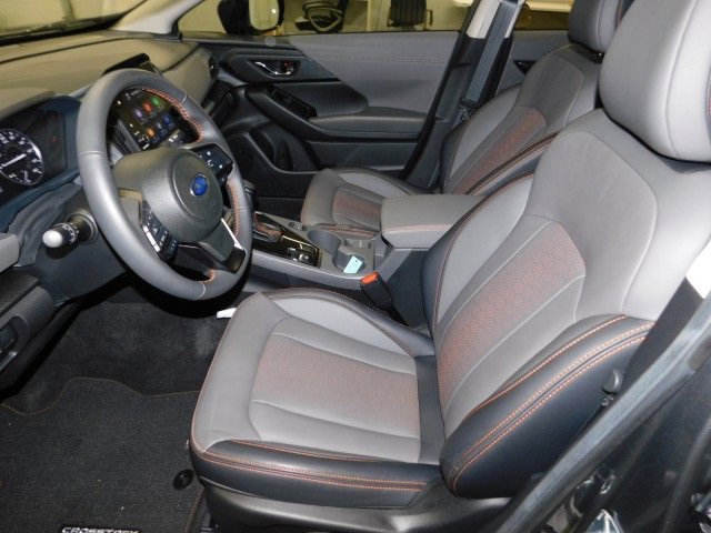 Used 2025 Subaru Crosstrek 2.5i Limited w/ Popular Package #3A image 13