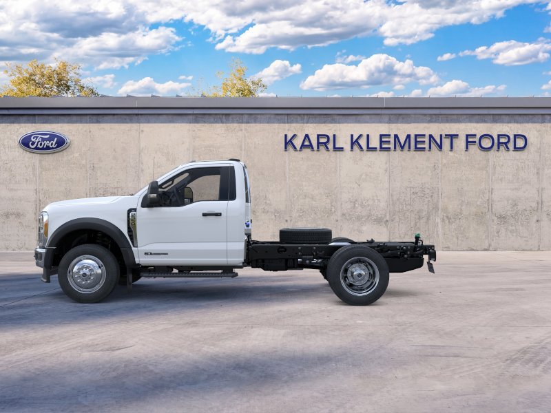 New 2026 Ford F550 4x4 Regular Cab Super Duty image 3