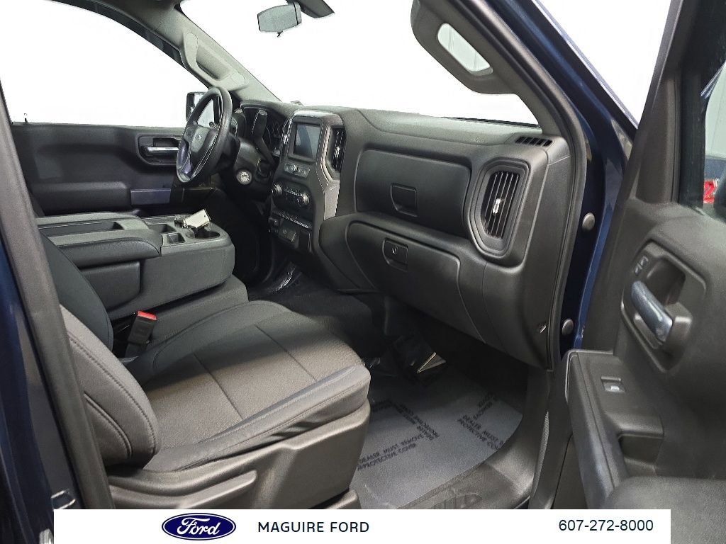 Used 2020 Chevrolet Silverado 1500 Custom Trail Boss w/ Custom Convenience Package AWD/4WD image 18