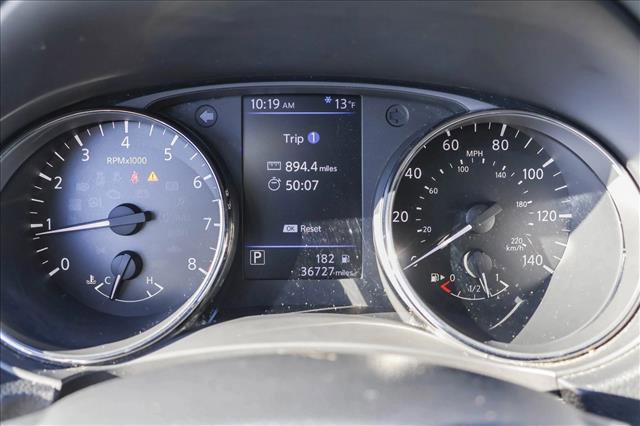 Used 2019 Nissan Rogue SV image 15