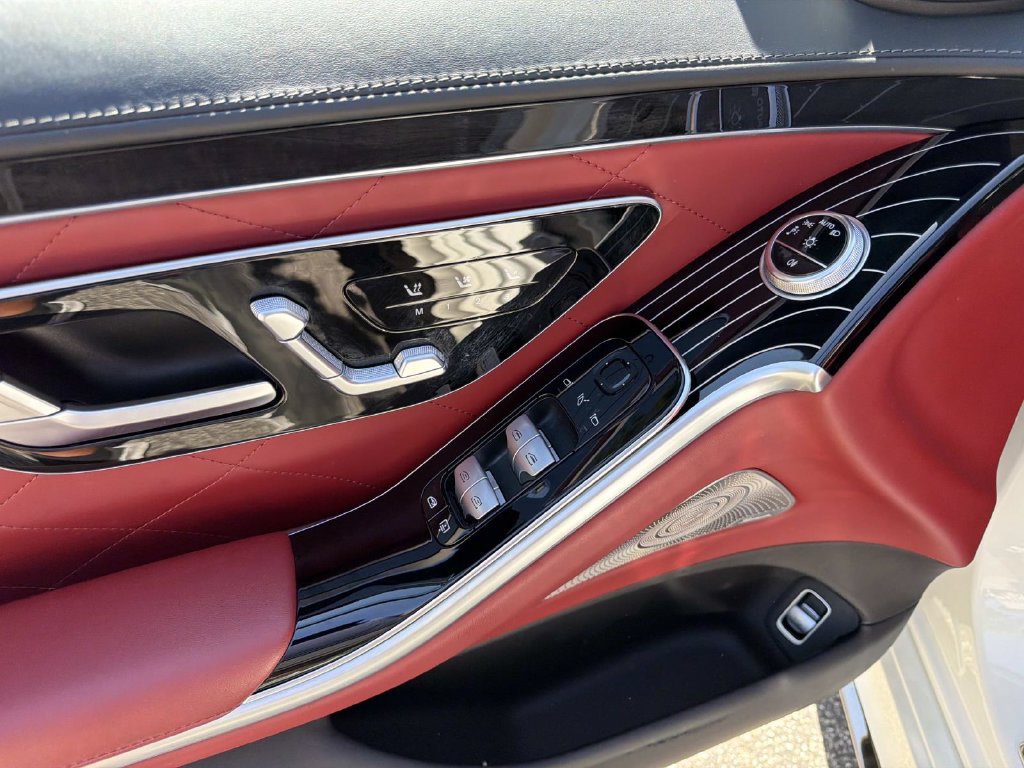 Used 2023 Mercedes-Benz S 580 4MATIC Sedan image 18