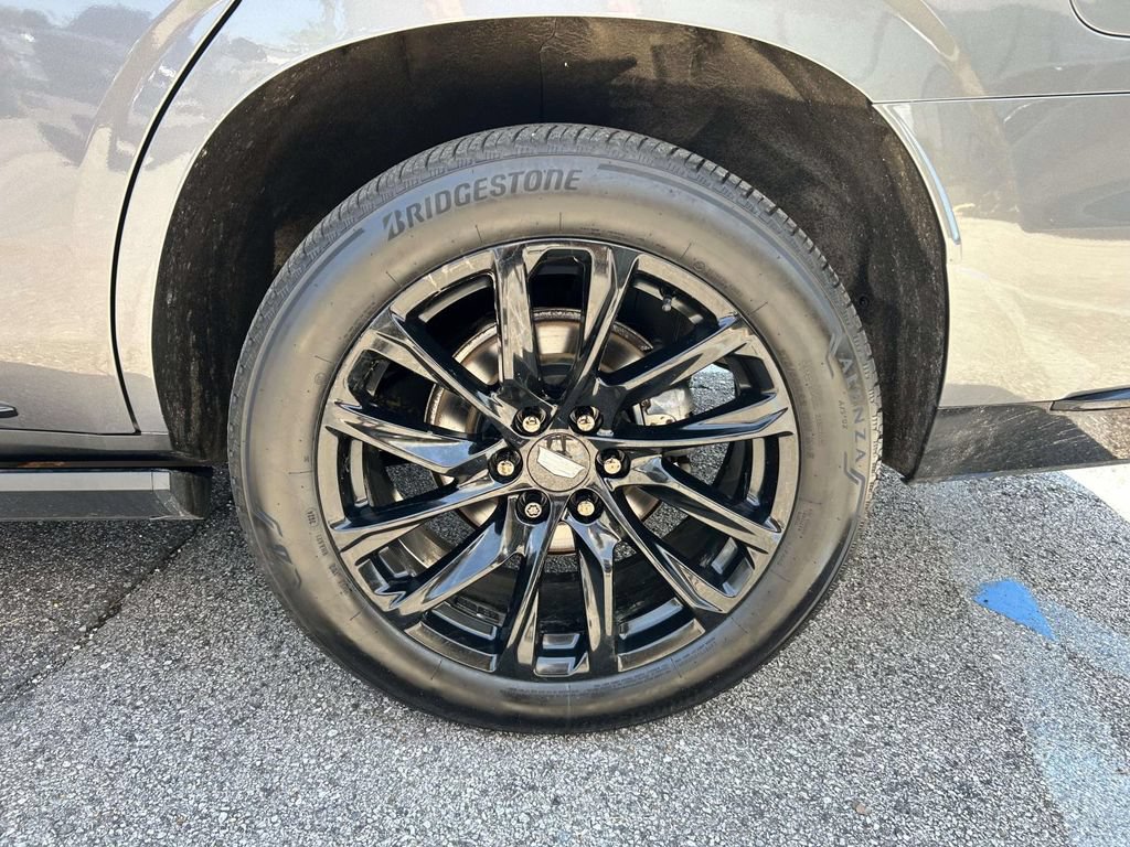 Used 2022 Cadillac Escalade Sport w/ Touring Package AWD/4WD image 7