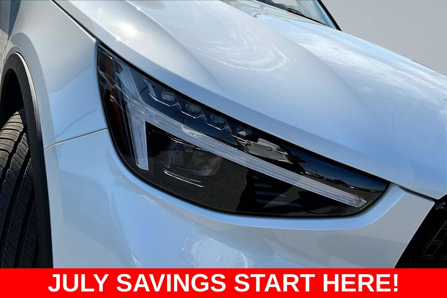 Used 2026 Volvo XC40 B5 Plus AWD/4WD image 40