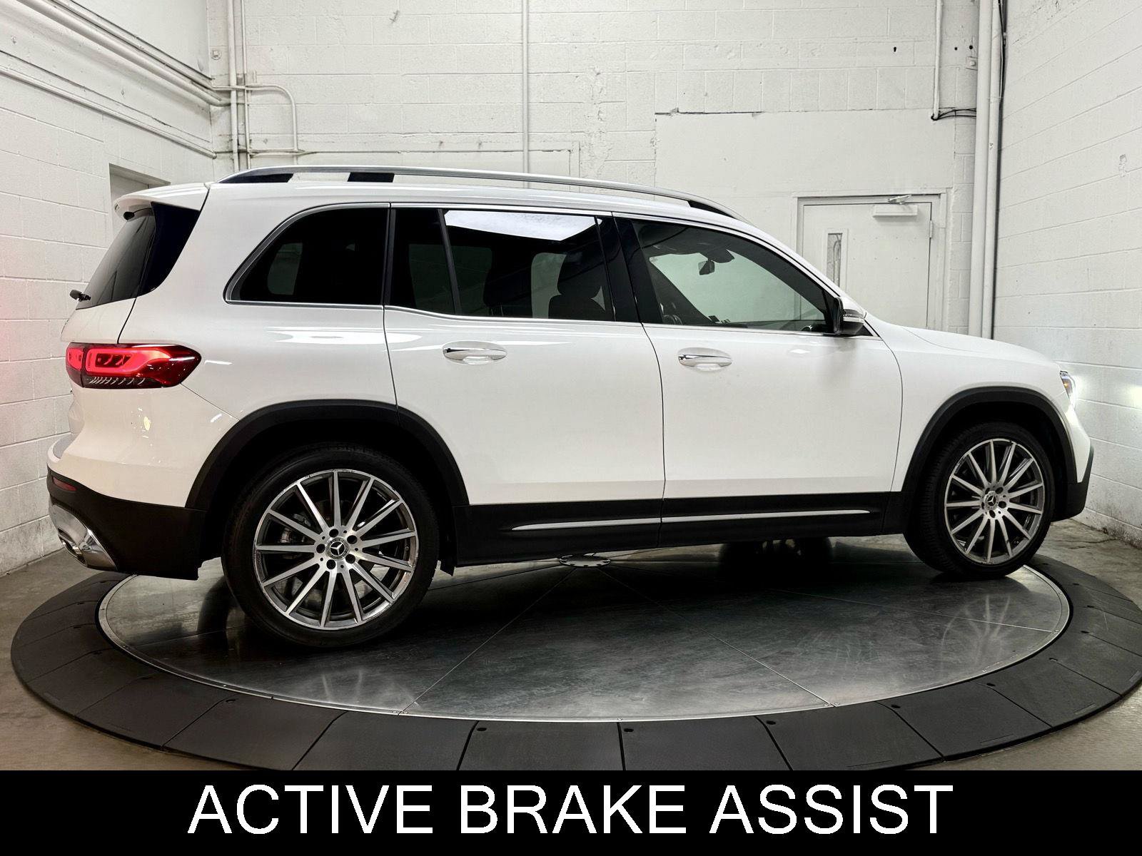 Used 2021 Mercedes-Benz GLB 250 image 8