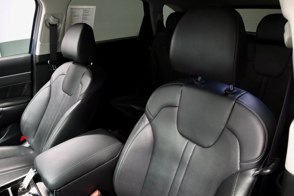 Used 2024 Kia Sorento SX image 28