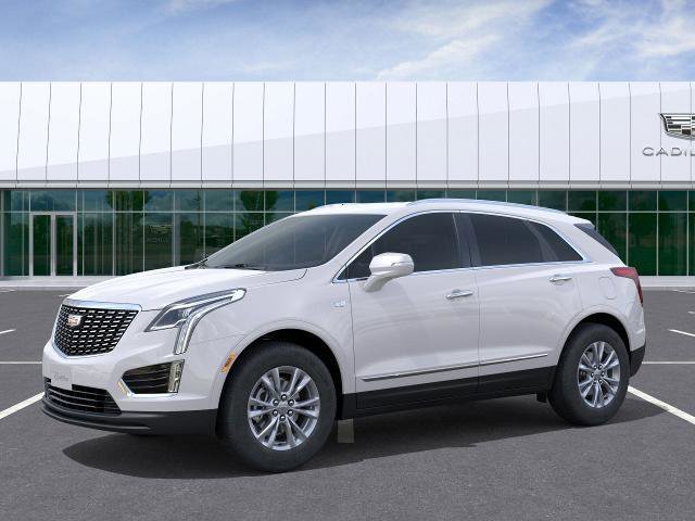 New 2026 Cadillac XT5 Luxury image 2