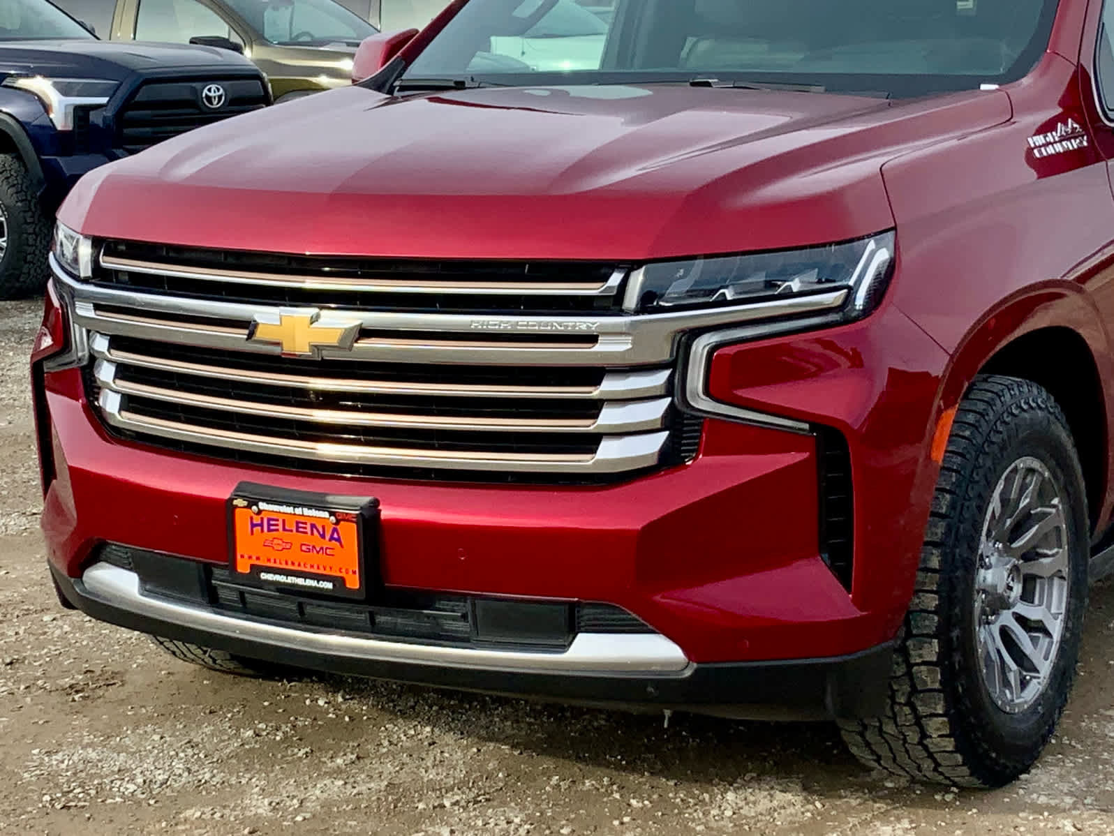 Used 2021 Chevrolet Suburban High Country image 9
