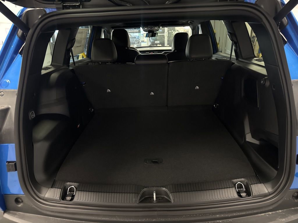 New 2026 Jeep Cherokee Limited image 29