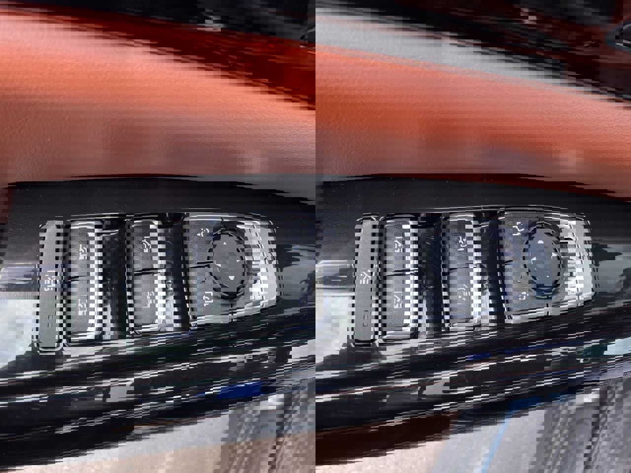 Used 2024 Kia Carnival SX Prestige FWD image 19