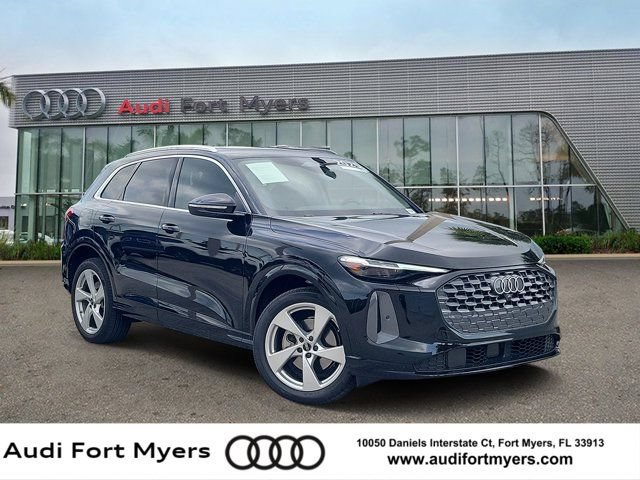 Certified 2025 Audi Q5 Premium Plus w/ Premium Plus AWD/4WD image 1