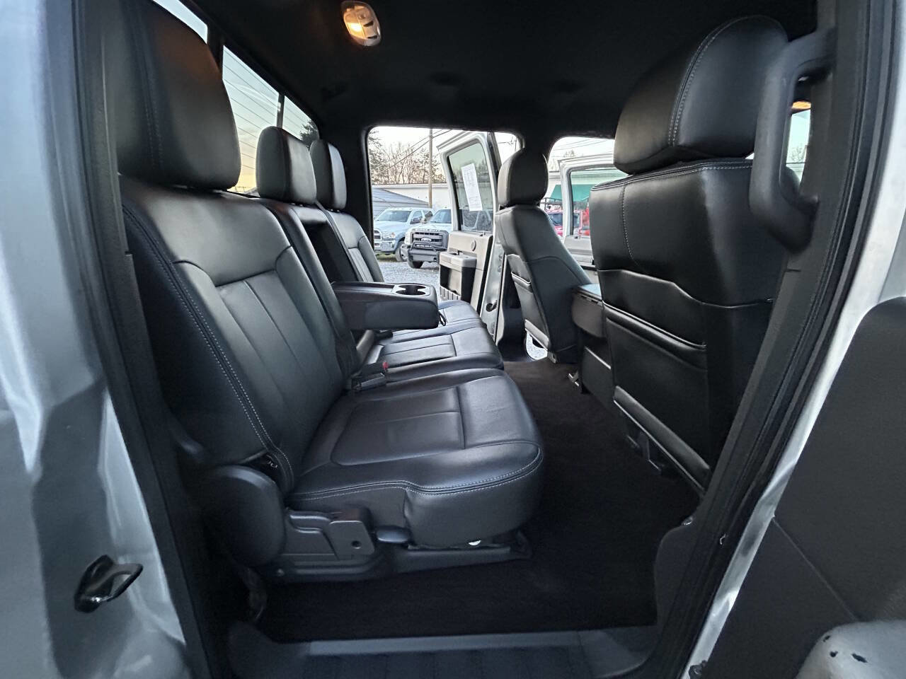 Used 2015 Ford F350 Lariat w/ Lariat Interior Package image 23