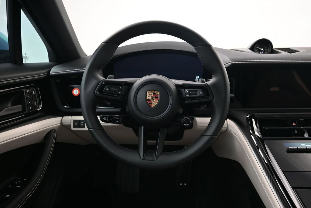 Certified 2026 Porsche Panamera 4 AWD/4WD image 13